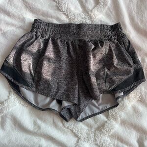 Hotty Hot shorts Lululemon